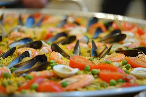   paella à la Llaurantina：鮮美海鮮與香濃肉汁交織的西班牙味覺盛宴！